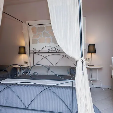 Monti Hotell San Baronto