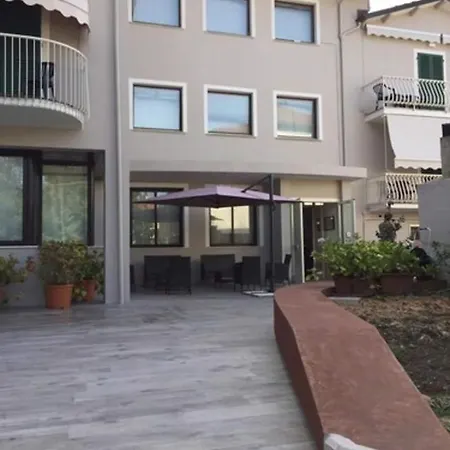 Monti Hotell San Baronto