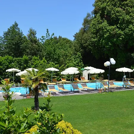 Monti Hotell San Baronto
