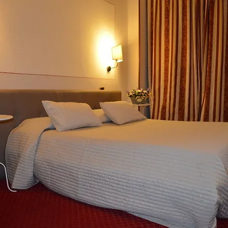 Monti Hotell San Baronto