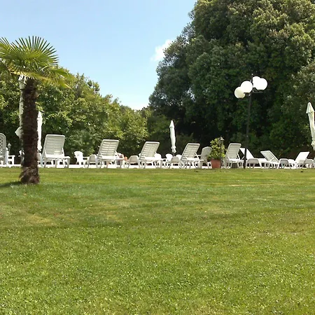 Hotell Monti 3*