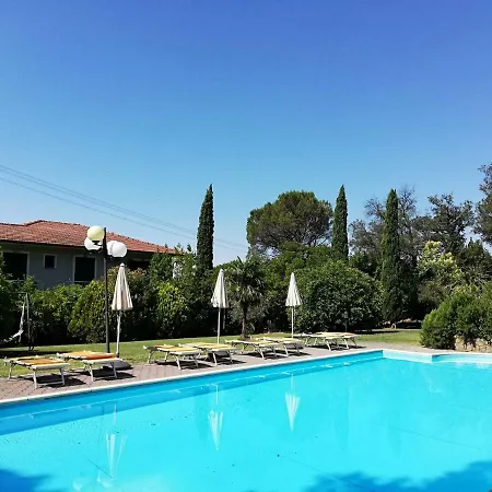 Monti Hotell San Baronto